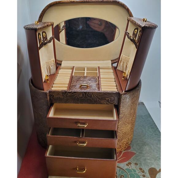 Dulwich Belgravia Jewelry Box Large Brown Tooled Leather 7.5 X 9.5